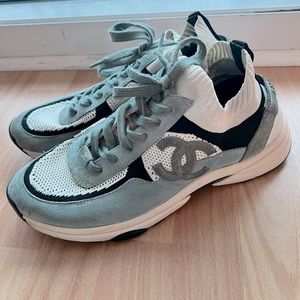 Men’s Chanel interlocking CC sock sneakers size 44 blue gray and white